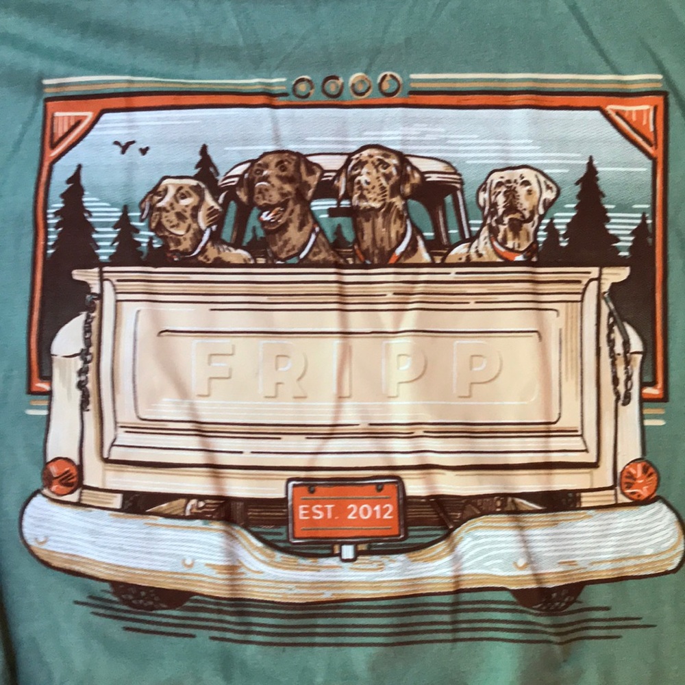 Fripp Dogs in Truck Bed NWT  green long sleeves